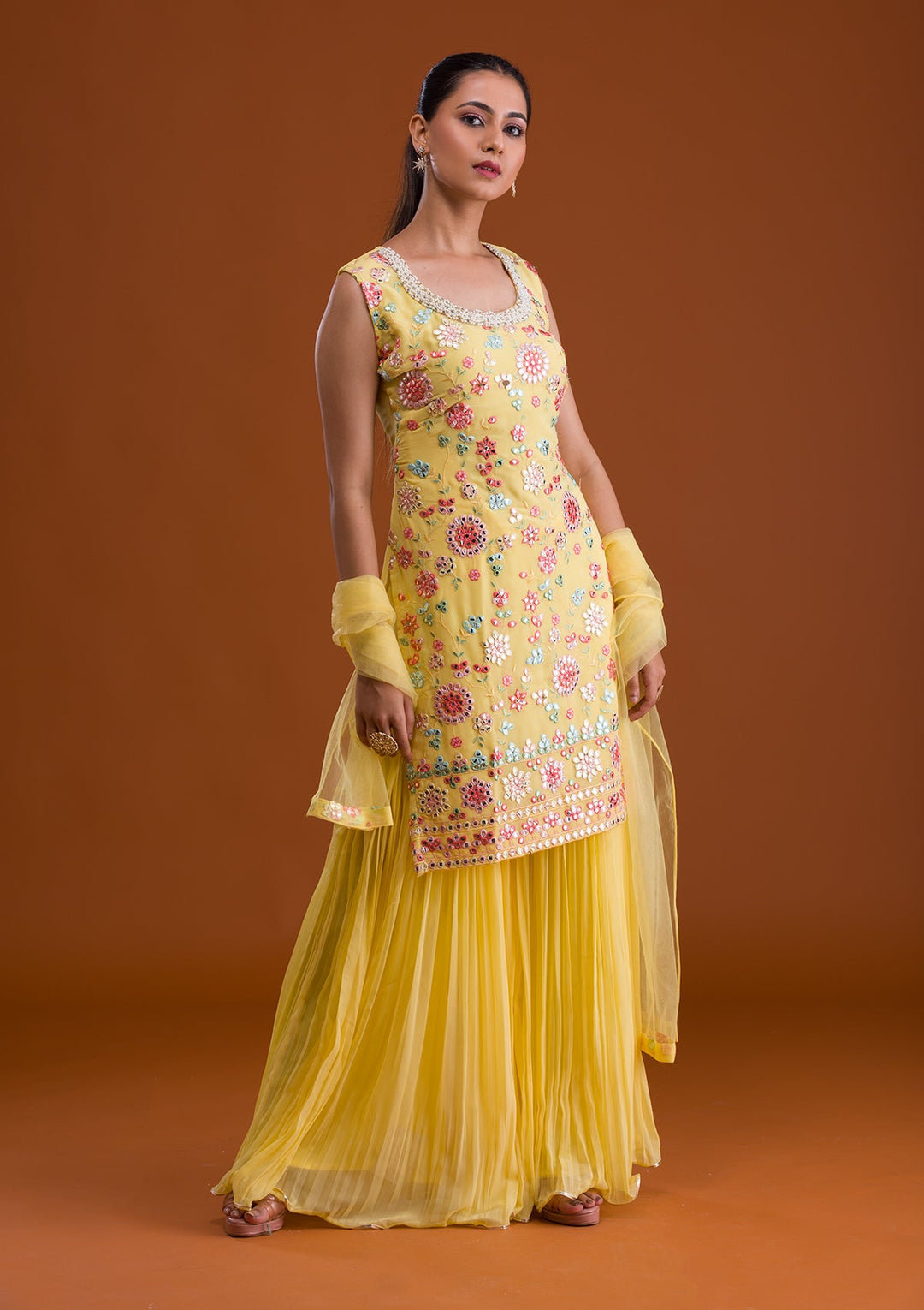 Stylish Trendy Gottapati sharara set