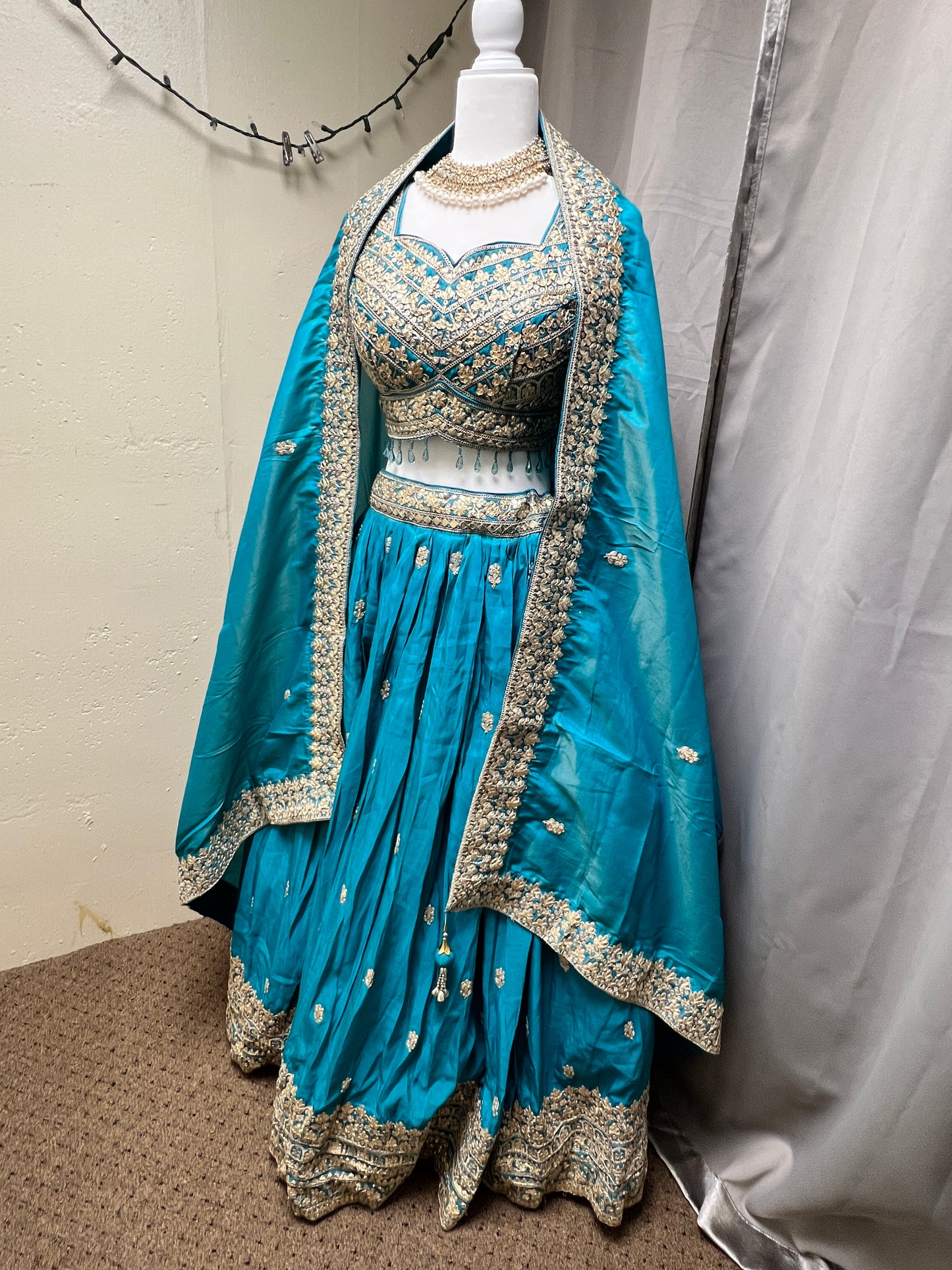 Elegant Turquoise blue lehenga set