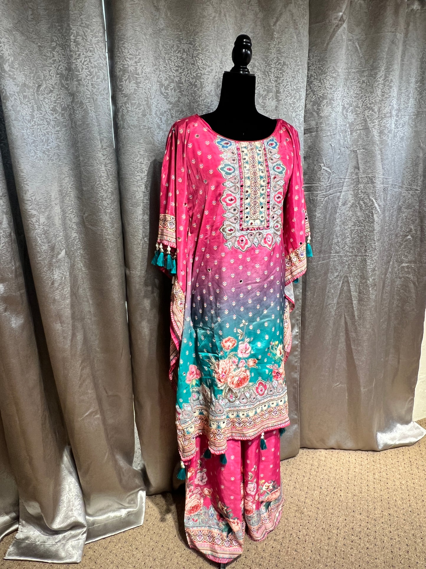 Elegant Rani Pink Crepe Silk Kaftan Set