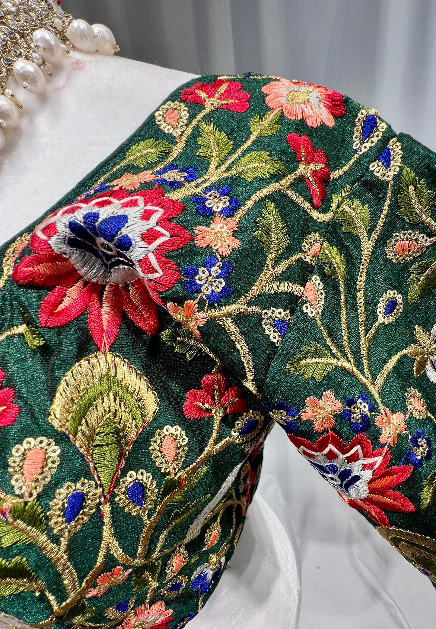 Green embroidered round neck Blouse with sleeve