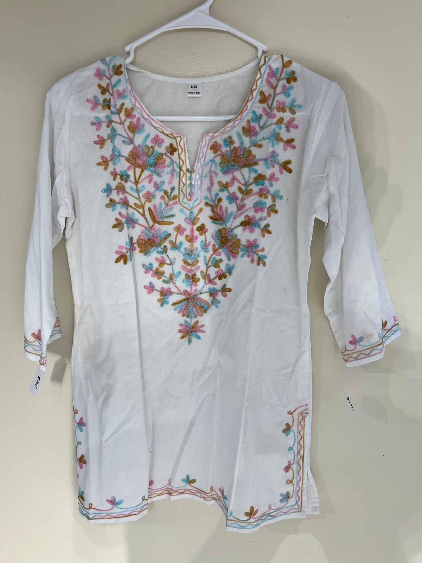 Embroidered white cotton short kurti